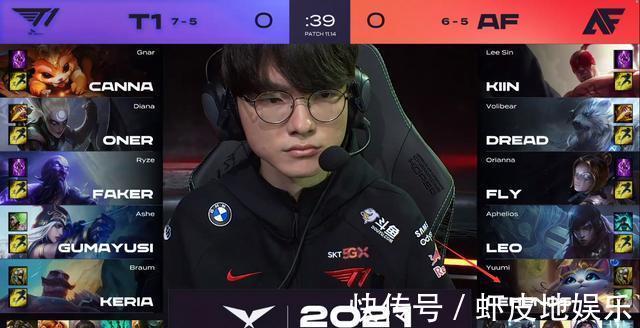 配合更是让 配合更是让